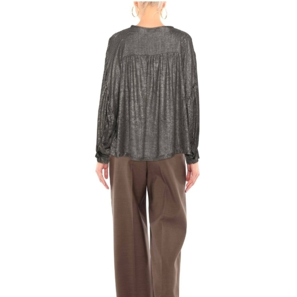 Gold Blouse - Picture 3 of 4